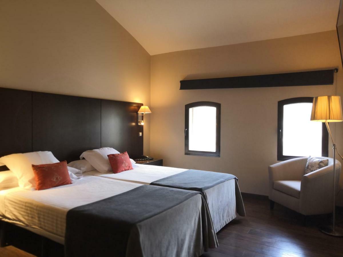 Moli Blanc Hotel Jorba Zewnętrze zdjęcie
